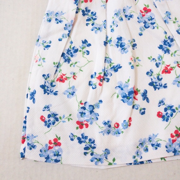 Janie and Jack blue and pink floral dress - Picture 4 of 8